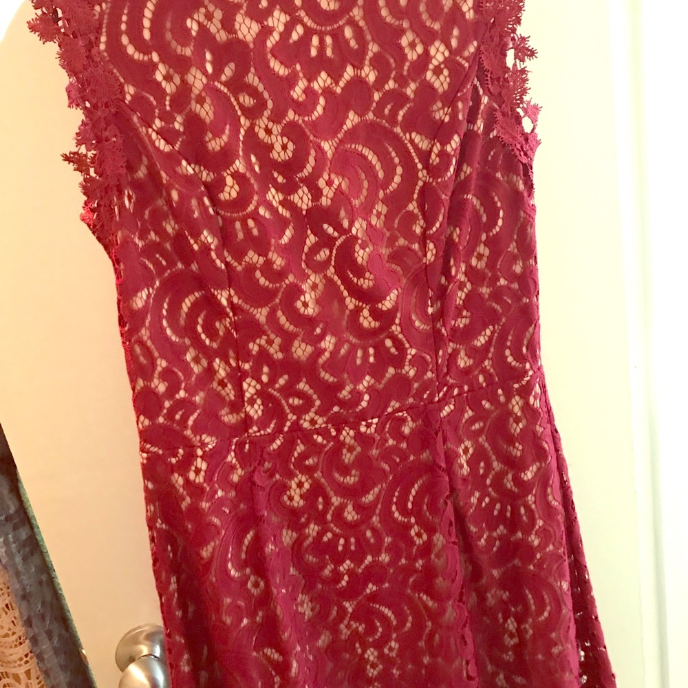 Lace red dress